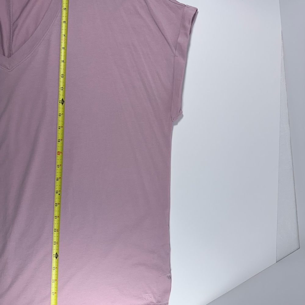 Banana Republic Mauve V-Neck Short Sleeve Top - Picture 4 of 5